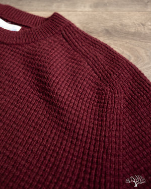 Merz b. Schwanen BLADE02 Merino Wool-Cashmere Waffle Pullover - Burgundy