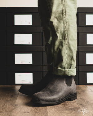 Viberg Chelsea Boot - Charcoal Waxy Commander - 2030