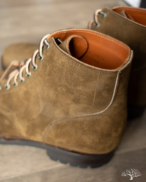 Viberg Service Boot - Mushroom Chamois Roughout - Commando - 1035